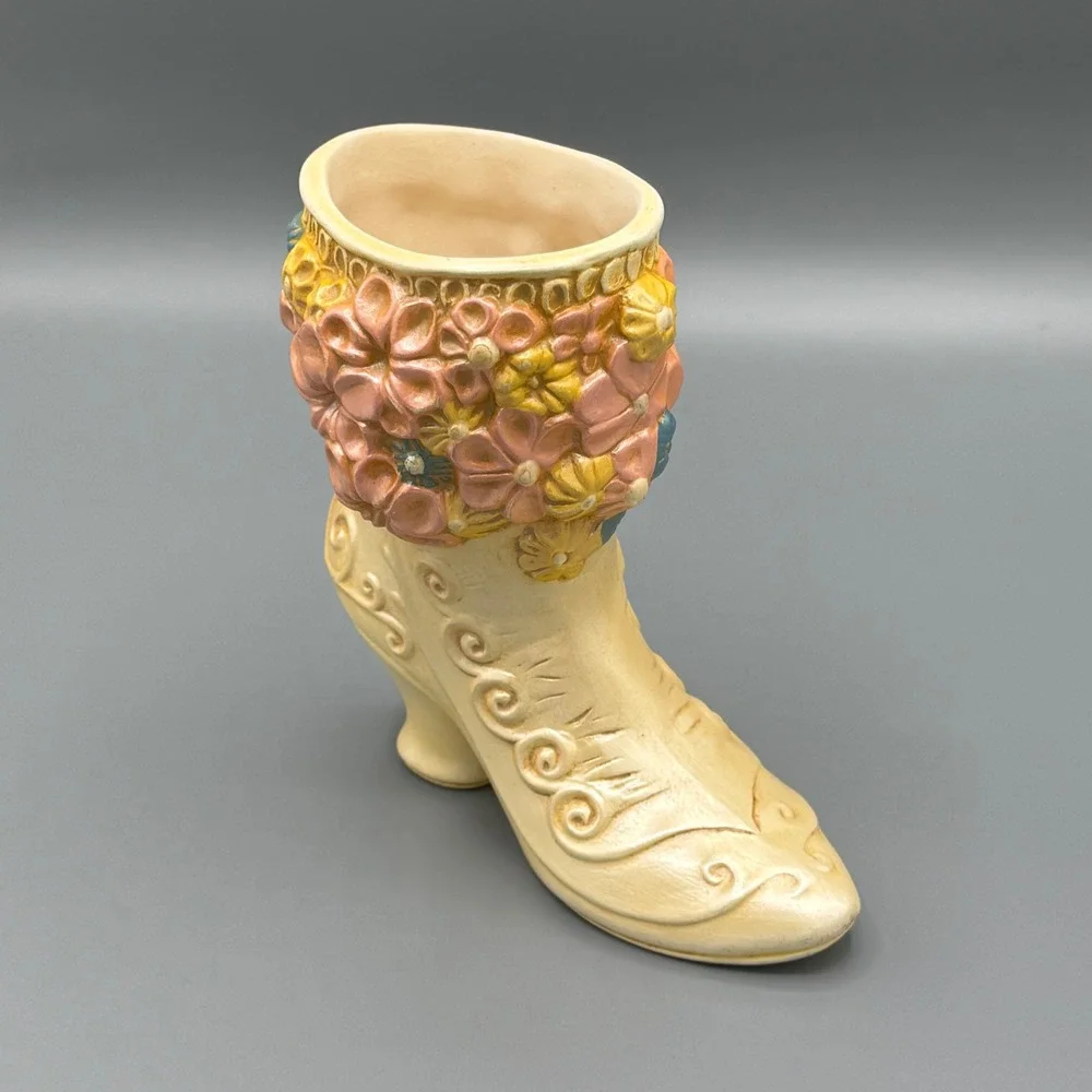 Highfill's Ceramics‎ Vintage Victorian Boot Shoe Vase Floral Cream Pink 6 Inch